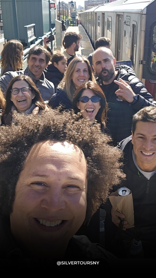 Clientes de Silver Tours NY en uno de nuestros tours